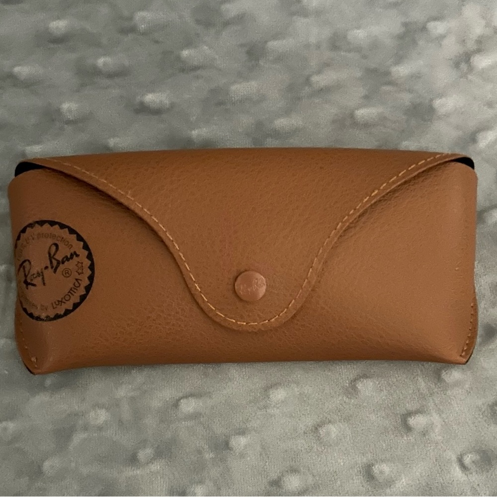 Ray-Ban Sungalsses Case Brown